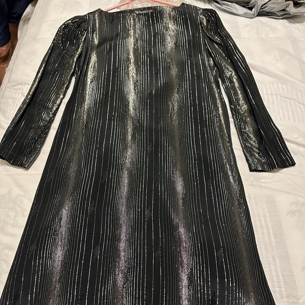Women’s black dress size small